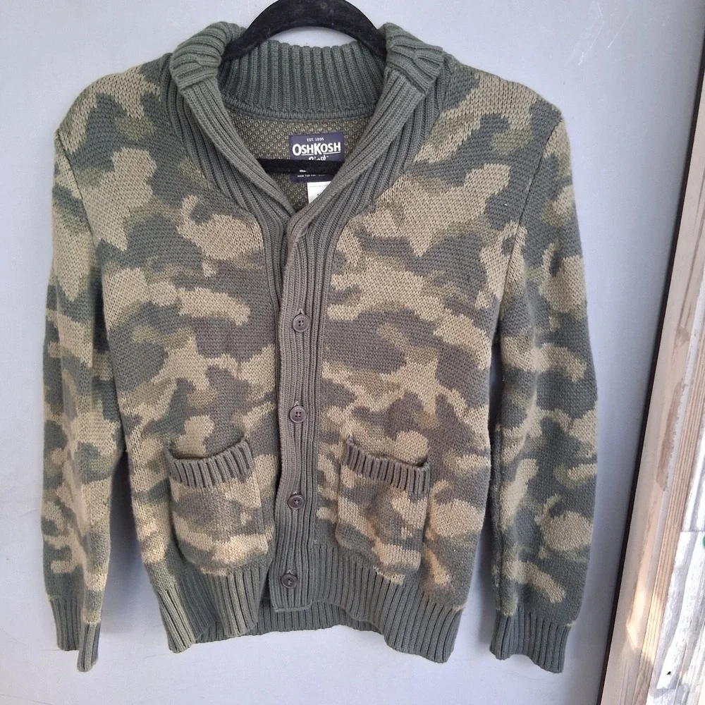 OshKosh Bgosh Boys Size 12 Camouflage Shawl Collar Button Front Cardigan Sweater